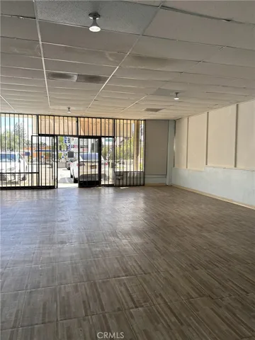 1920 N Lake Avenue 100, Altadena, California 91001