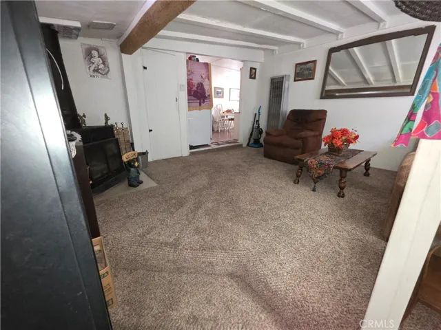 2606 Whispering Pines Way, Running Springs, California 92382