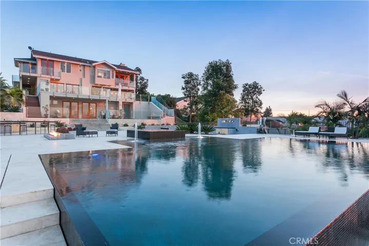 19631 Crestknoll, Yorba Linda, California 92886