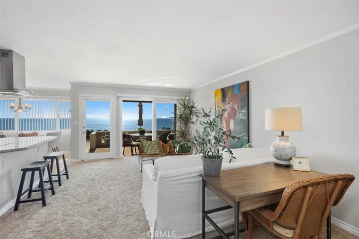 Light and cheerful open concept with ocean views