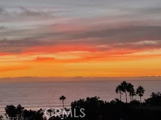 365 days of varying sunsets. You can create a photo gallery!