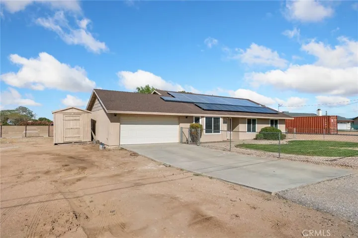 14837 Melbourne, Hesperia, California 92345