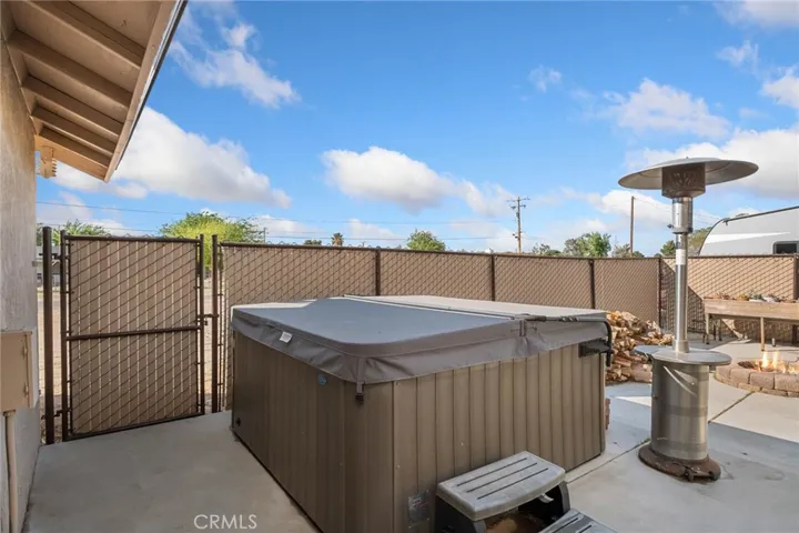 14837 Melbourne, Hesperia, California 92345