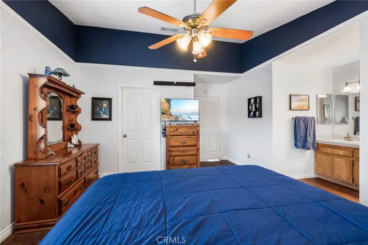 14837 Melbourne, Hesperia, California 92345