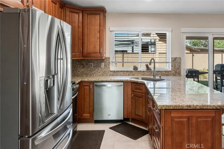 14837 Melbourne, Hesperia, California 92345