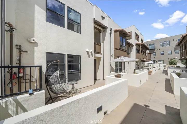820 Mission 106, South Pasadena, California 91030