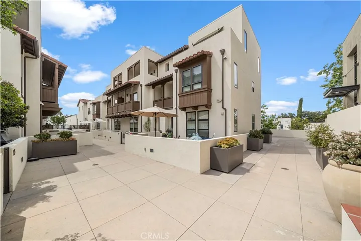 820 Mission 106, South Pasadena, California 91030