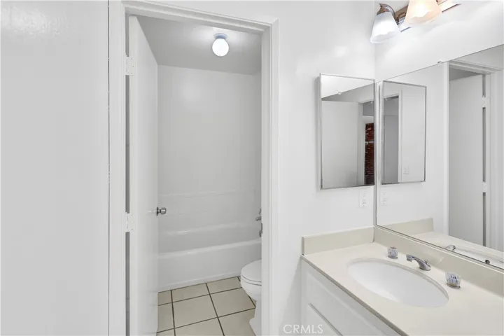 14091 Dryden Lane, Santa Ana, California 92705