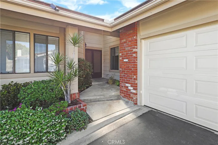 14091 Dryden Lane, Santa Ana, California 92705