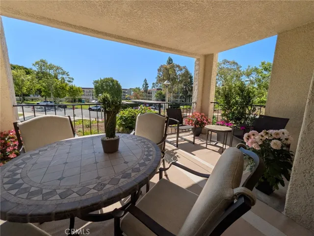 4011 Calle Sonora Oeste 1f, Laguna Woods, California 92637