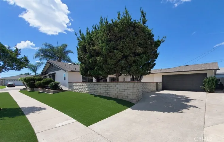 Rear Garage