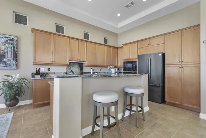 CamarilloWay80370#11