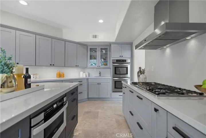 5415 Los Monteros, Yorba Linda, California 92887