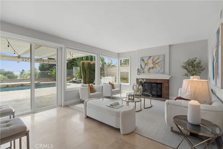 5415 Los Monteros, Yorba Linda, California 92887