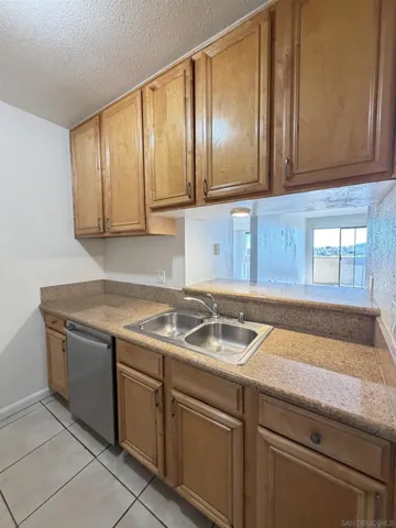 4041 Oakcrest Dr 408, San Diego, California 92105