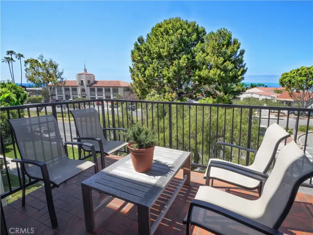 2201 Via Carrillo 2a, Palos Verdes Estates, California 90274