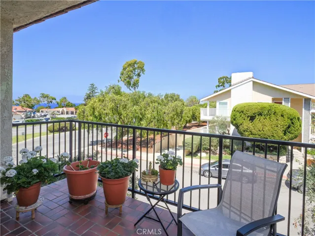 2201 Via Carrillo 2a, Palos Verdes Estates, California 90274