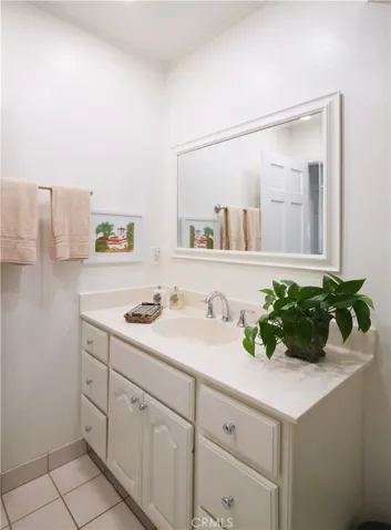 2201 Via Carrillo 2a, Palos Verdes Estates, California 90274