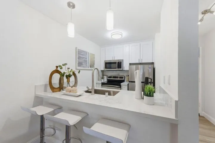 707 Fathom Drive 108, San Mateo, California 94404 — photo 5