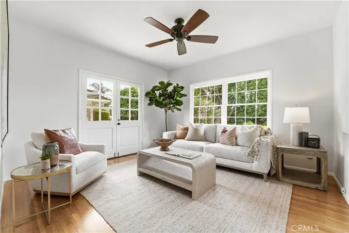 3rd bedroom with walk-in closet or could be a den.