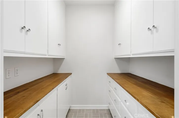 Kitchen walk-in butlers pantry.