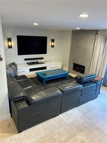 42 Rainbow Ridge, Phillips Ranch, California 91766