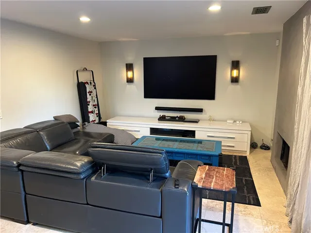 42 Rainbow Ridge, Phillips Ranch, California 91766