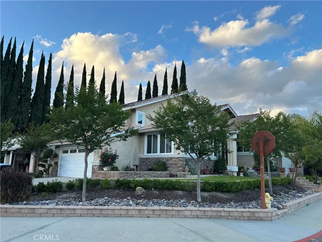 42 Rainbow Ridge, Phillips Ranch, California 91766