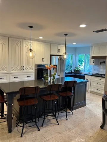 42 Rainbow Ridge, Phillips Ranch, California 91766