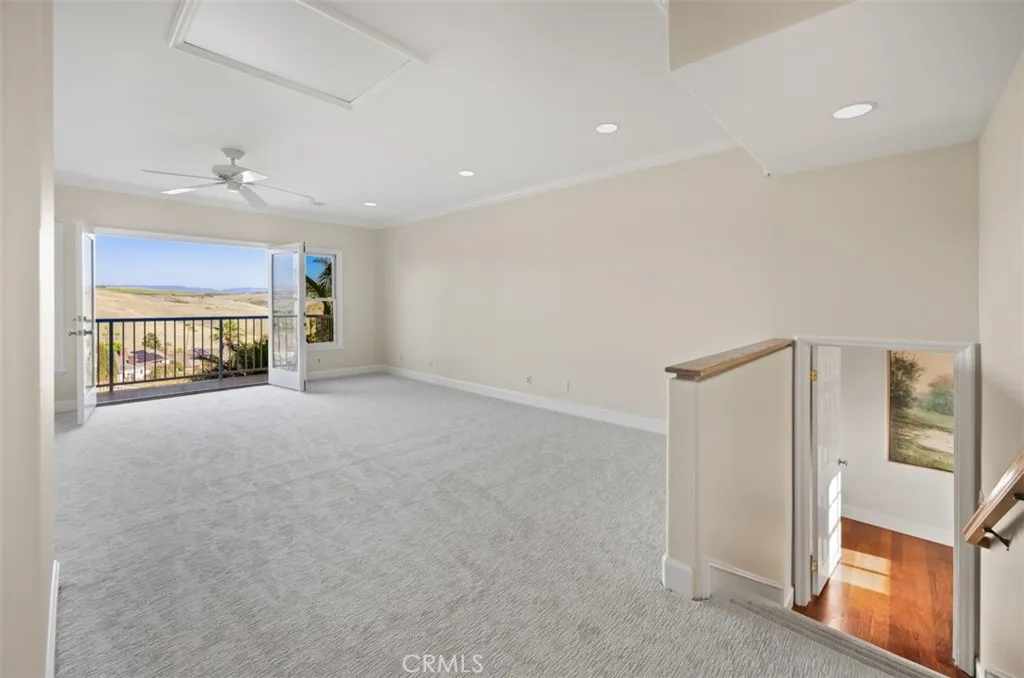 Secondary master
Suite