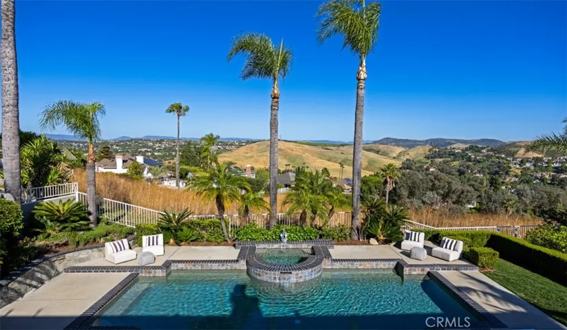 29902 Hillside Terrace, San Juan Capistrano, California 92675