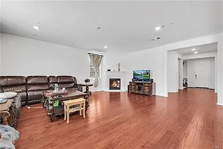 7662 Casa De Maria Court, Eastvale, California 92880