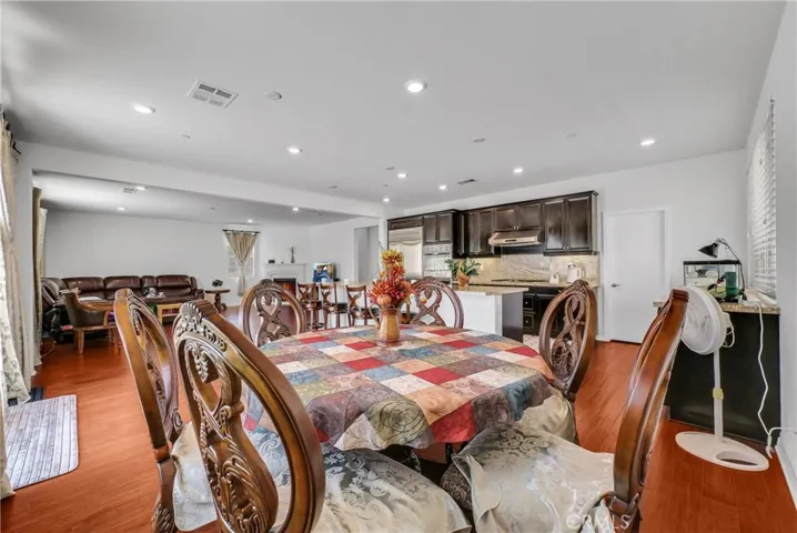 7662 Casa De Maria Court, Eastvale, California 92880