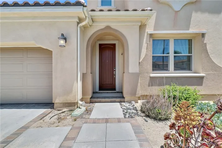 7662 Casa De Maria Court, Eastvale, California 92880