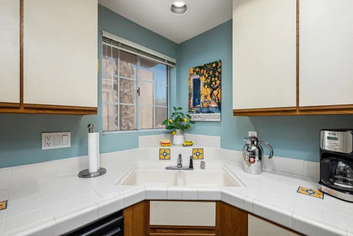 Kitchen 6