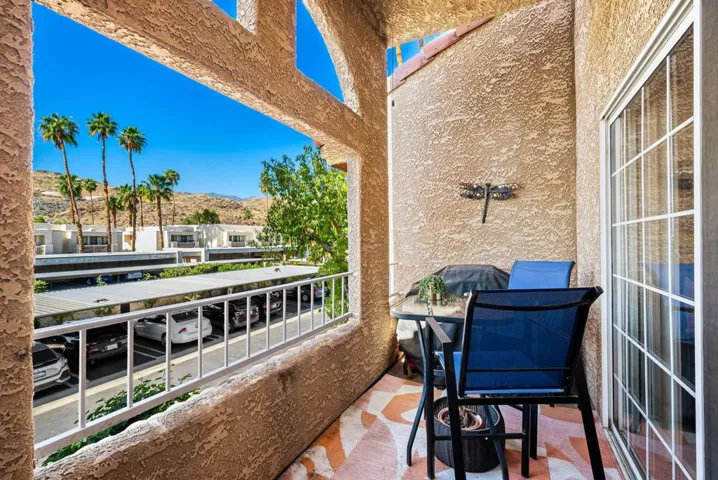 Outdoor Patio 1