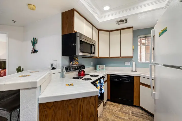Kitchen 3
