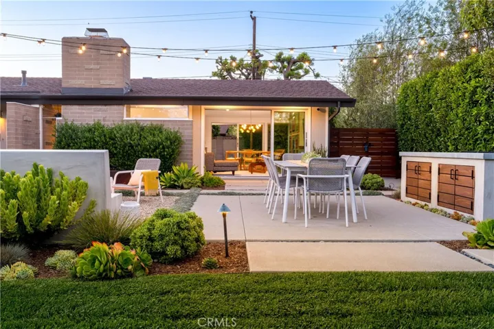 3231 Rowena, Rossmoor, California 90720