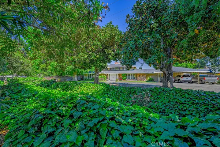 1035 E North Bear Creek Dr, Merced, California 95340