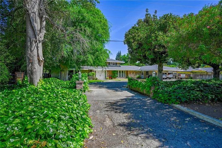 1035 E North Bear Creek Dr, Merced, California 95340