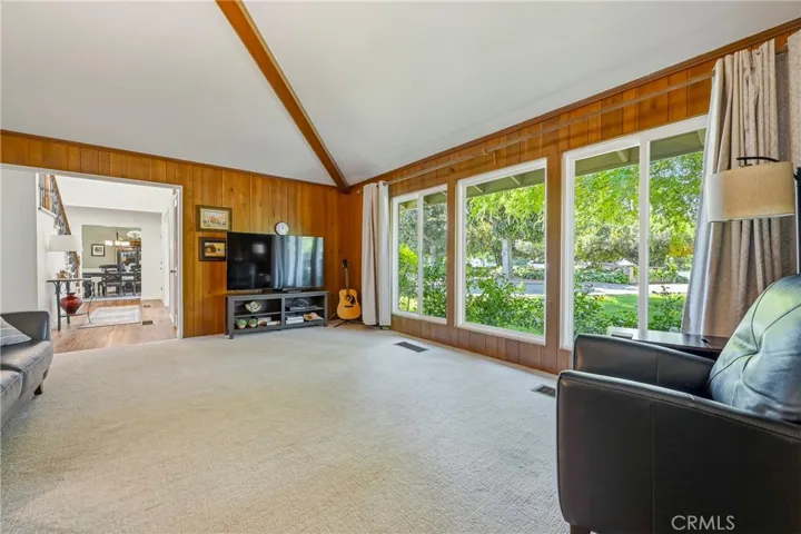 1035 E North Bear Creek Dr, Merced, California 95340