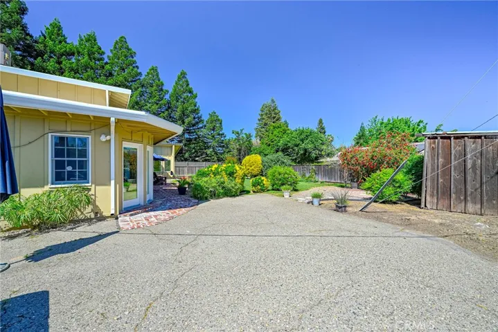 1035 E North Bear Creek Dr, Merced, California 95340
