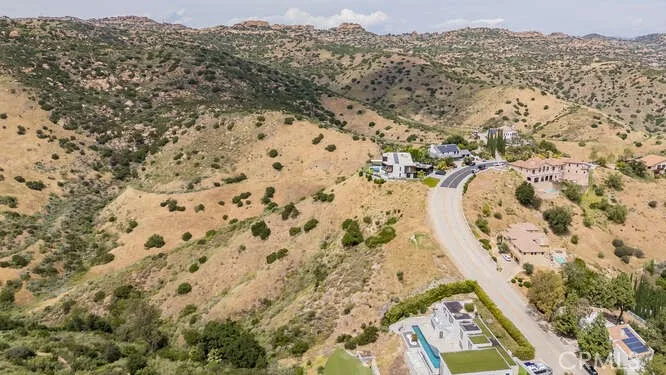 15 Wrangler Lane, Bell Canyon, California 91307