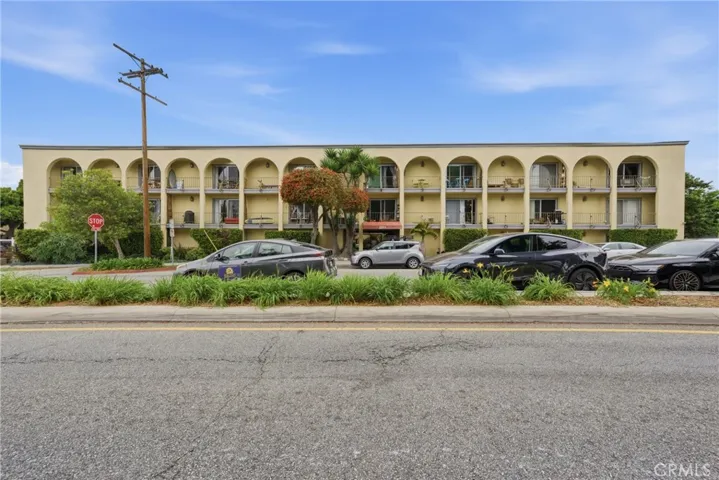 2311 4th Street 106, Santa Monica, California 90405