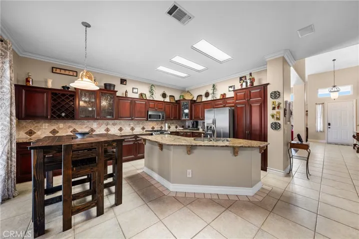 2536 Sweet Rain, Corona, California 92881