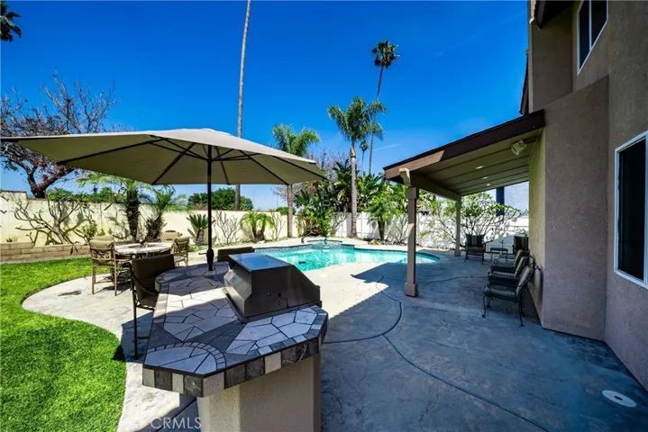 Backyard BBQ Perfect for Entertaining