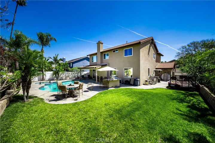 Backyard Entertaining Area
