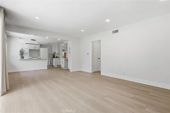 350 Latchwood, La Habra, California 90631