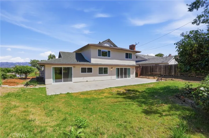 350 Latchwood, La Habra, California 90631
