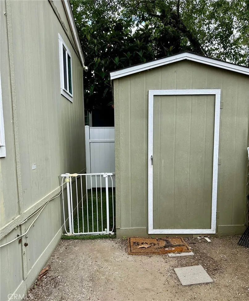 Storage shed